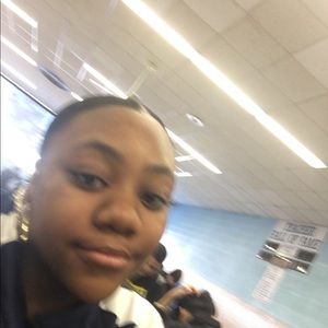 Meet your Posher, Kallie